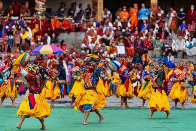 Bhutanese-Culture-and-Tradition-Tours